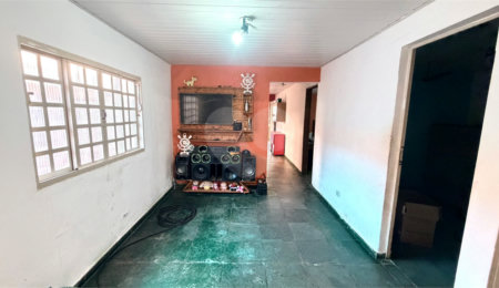 Casa à venda com 3 quartos, sendo 1 suíte,  em Santos Dumont, Três Lagoas, MS