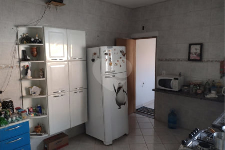 Casa térrea no Jardim Santa Felícia
