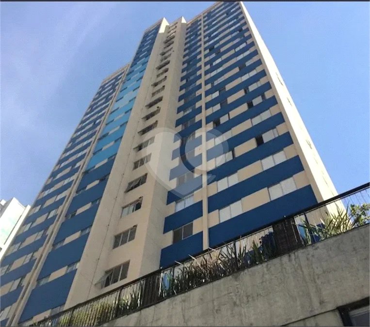 Apartamento à venda com 3 quartos, sendo 1 suíte, em Santo Amaro, São Paulo, SP