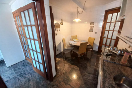 Casa Térrea na XV de Novembro .