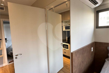 STUDIO EM MOEMA COM 1DORM AR CONDICIONADO EM MOEMA