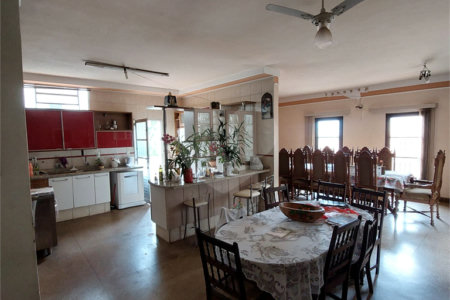 Casa/sobrado para locação no Centro