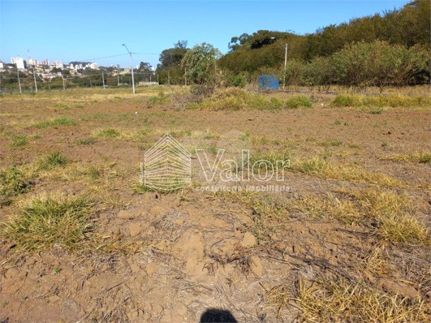 Terreno com 286,00 m² de área total.