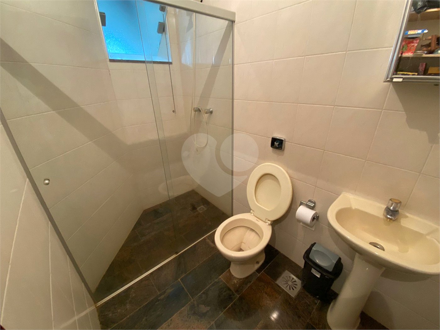 Casa térrea no Condomínio Parque Faber I