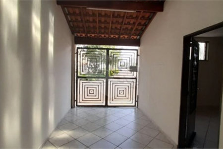 Casa térrea disponivel para venda ou locação