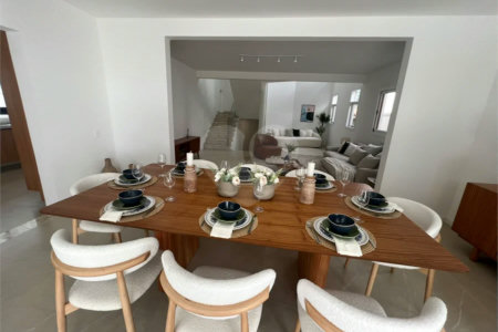 Casa à venda com 4 suítes no condomínio Alphaville 3, Santana de Parnaíba - SP