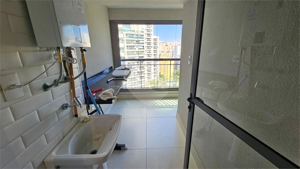 Excelente apartamento MOBILIADO para venda ou locação.