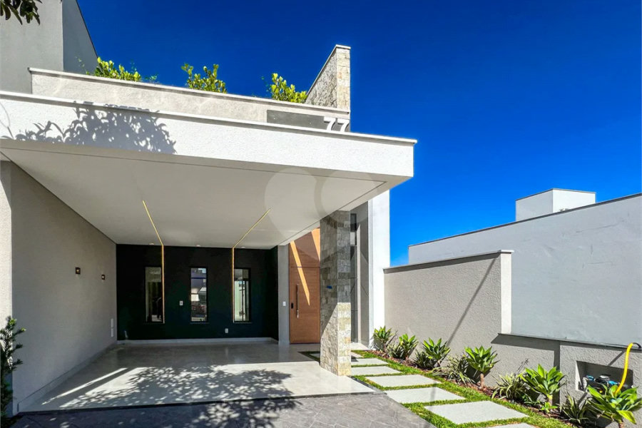 Casa recém construída à venda no Condomínio Tomazella - Piracicaba / SP.