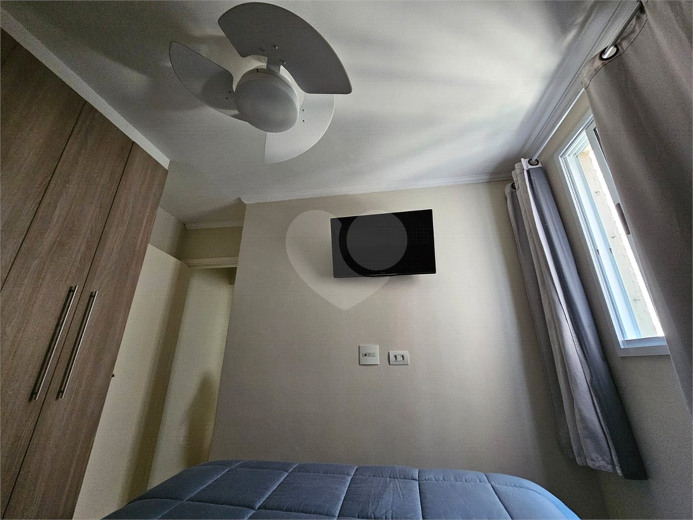 Apartamento a venda ao lado do Shopping Andorinha 2 quartos 1 vaga