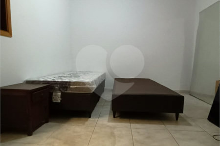 Casa térrea com duas edículas para venda - Saúde, SP.