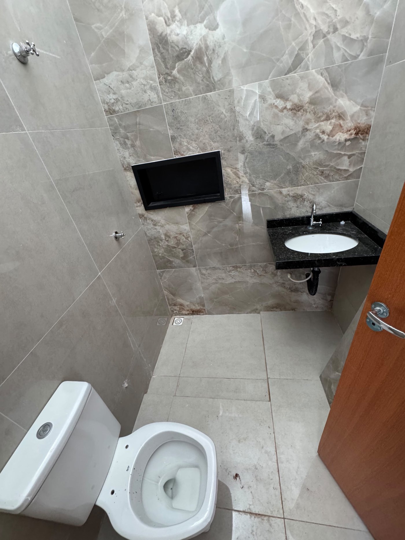Casa à venda com 2 quartos, sendo 1 suíte,  em Jardim Bela Vista, Três Lagoas, MS