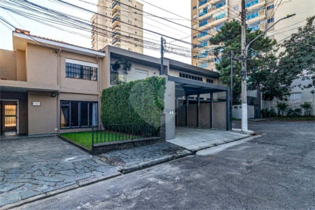 Casa de Vila à venda com 3 quartos em Brooklin, São Paulo, SP