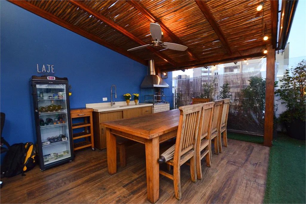 Cobertura à venda com 3 quartos, sendo 1 suíte, em Pinheiros, São Paulo, SP