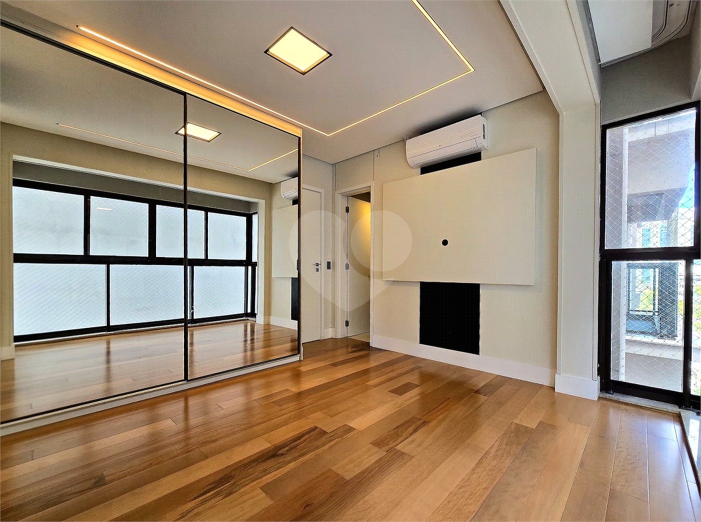 Apartamento 312 m² 4 Suítes 4 vagas 1 Por Andar em Higienópolis