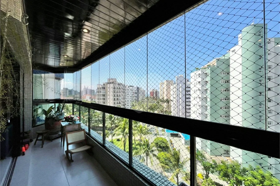 Apartamento à venda com 4 quartos, sendo 2 suítes,  em Riviera de São Lourenço, Bertioga, SP