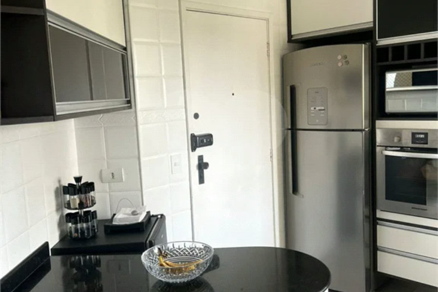 Apartamento na Vila Mascote 3 dormitórios , reformado.