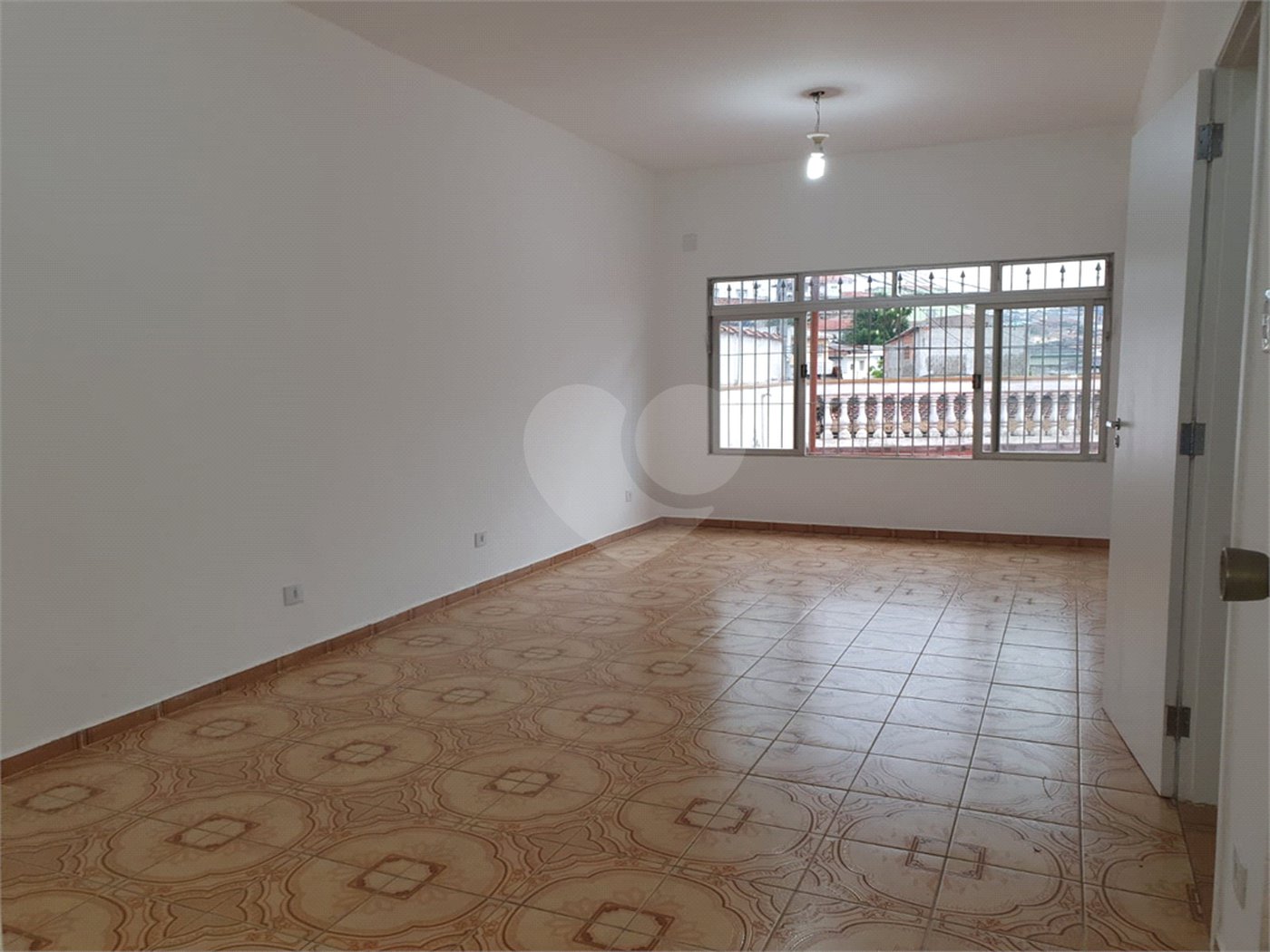 Vende-se linda casa de 250 m² no Jabaquara