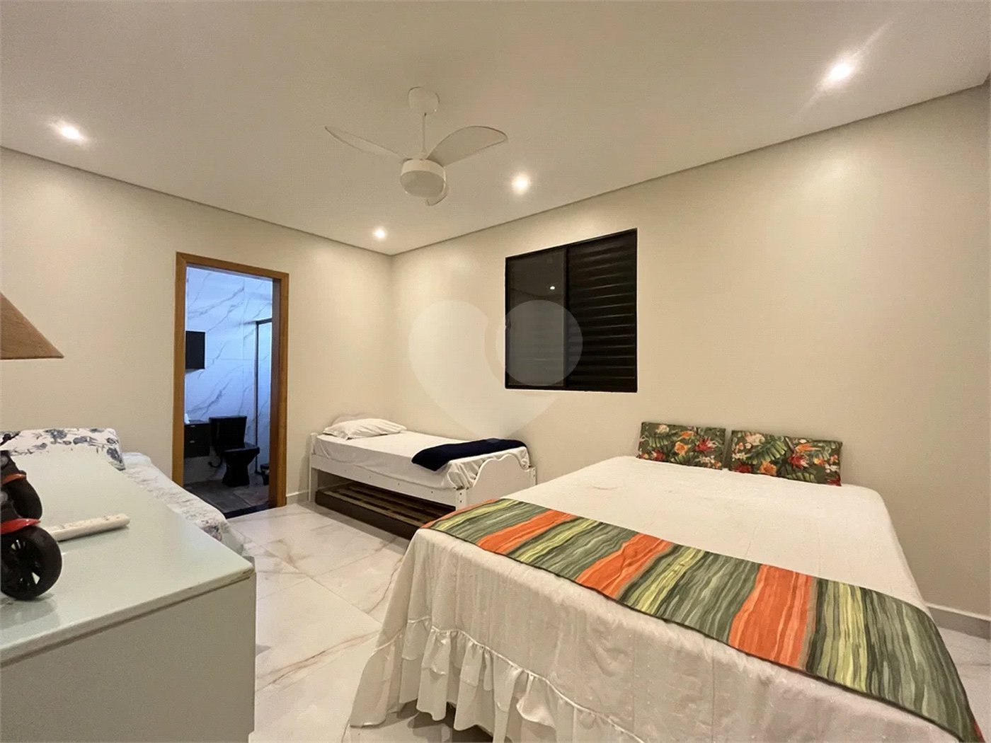 Casa à venda com 3 quartos, sendo 1 suíte,  em Morada da Praia, Bertioga, SP