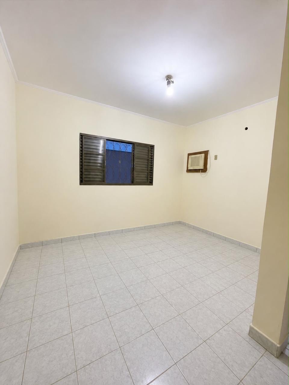 Casa à venda com 3 quartos, sendo 1 suíte, em Santa Rita, Três Lagoas, MS