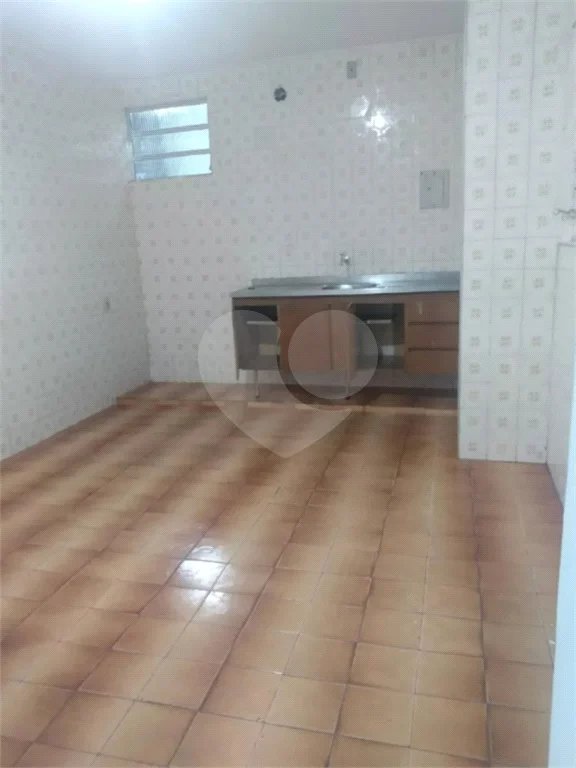Duas casas com área total de 220m², 4 dormitórios, 3 suítes, 1 vaga de garagem, à venda em Pirituba