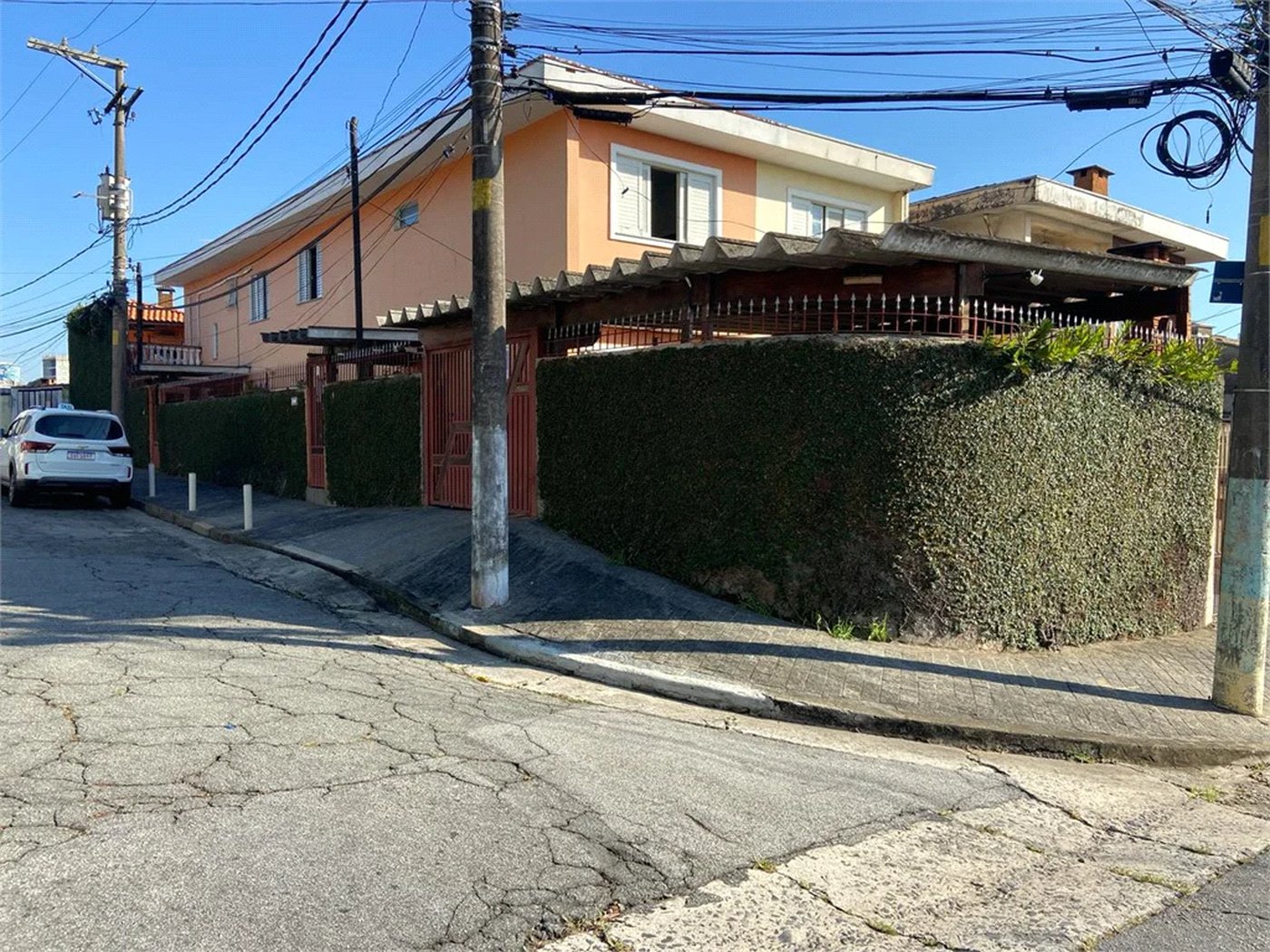 Casa Ampla à Venda no Jardim Bonfiglioli com Área Gourmet e 4 Quartos!