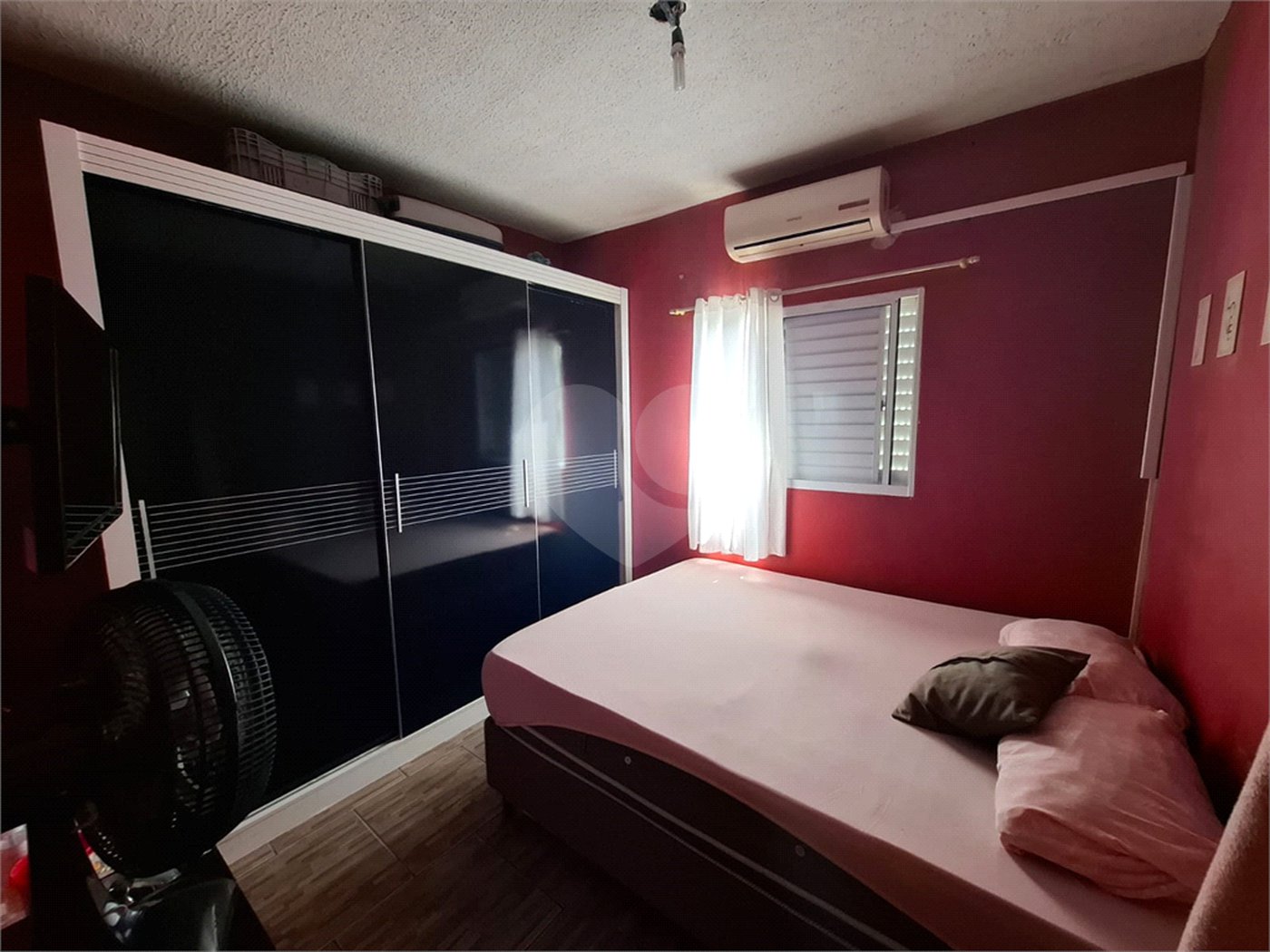 Casa à venda com 2 quartos em Popular III, Louveira, SP
