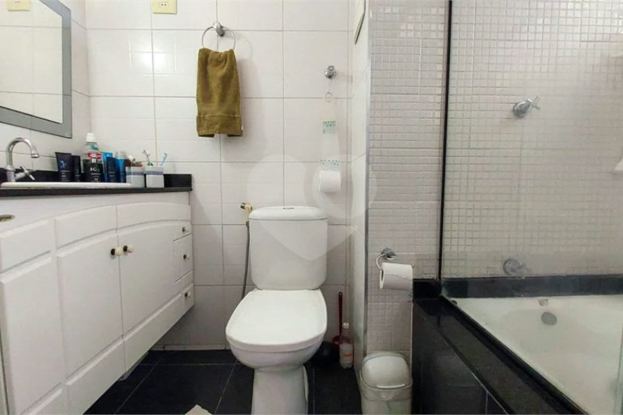 Casa à venda com 3 quartos, sendo 1 suíte,  em Vila Paulista, São Paulo, SP