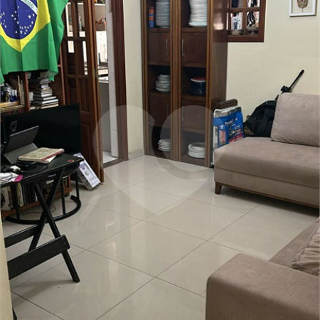 Apartamento a Venda em Higienópolis com 2 quartos