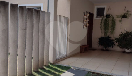 Casa à venda com 2 suítes no condomínio Bosque São Carlos, São Carlos - SP