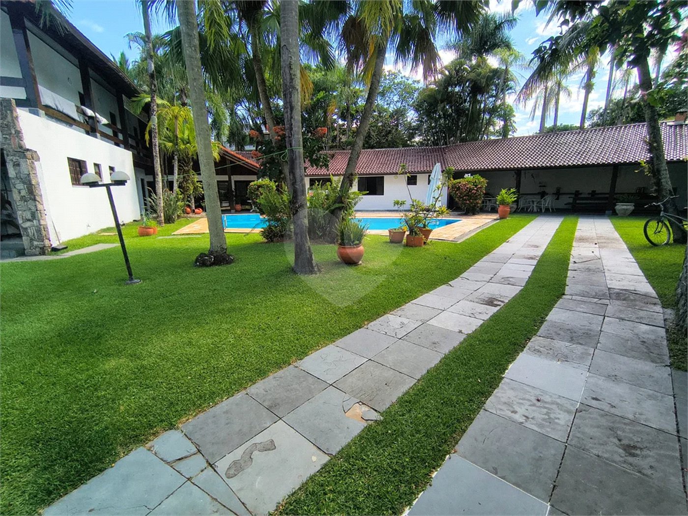 Casa à venda com 6 suítes em Costa do Sol, Bertioga, SP