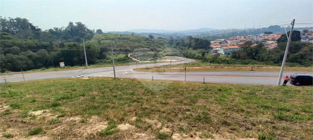 Terreno à venda em Parque dos Estados, Louveira, SP