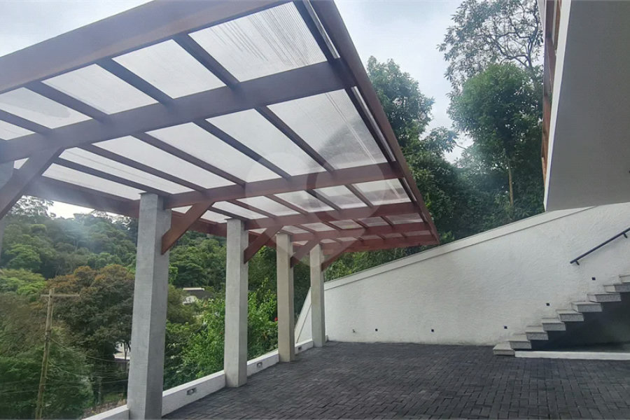 Casa à venda com 3 suítes no condomínio Alpes da Cantareira, Mairiporã - SP