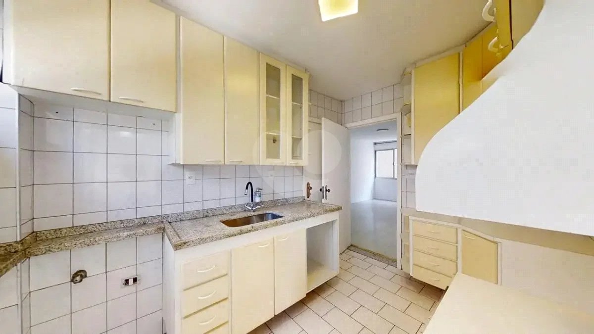 Apartamento para venda em Itaim Bibi com 3 quartos, sendo 1 suíte, 78m²