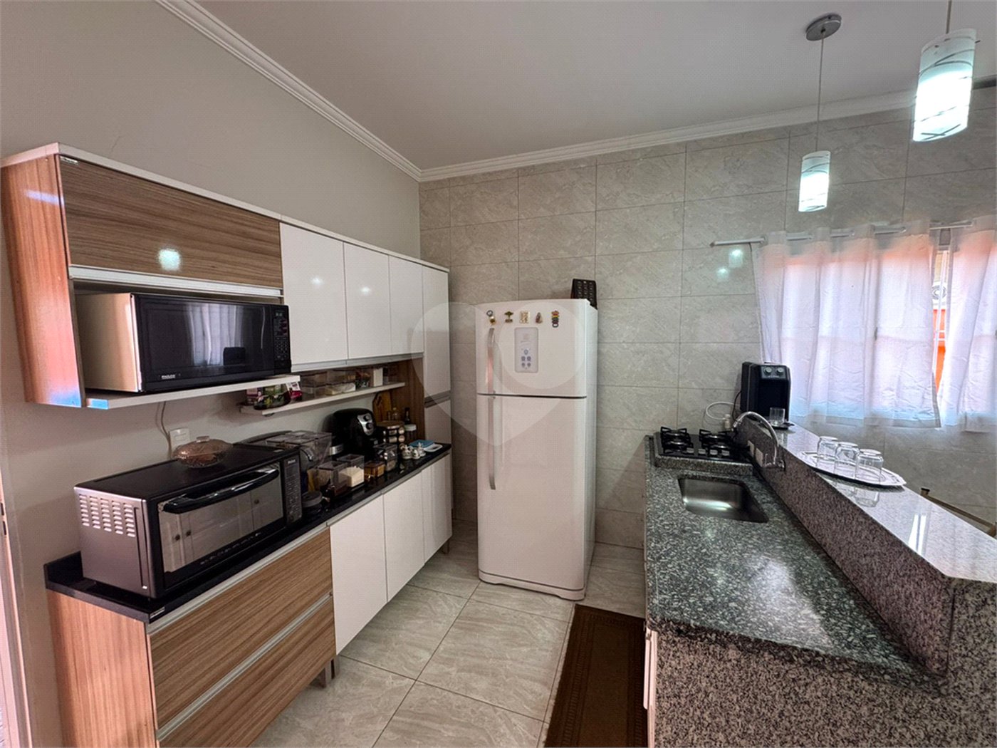 Casa com 03 Dormitórios á venda, em Jardim Alvorada, São Carlos.