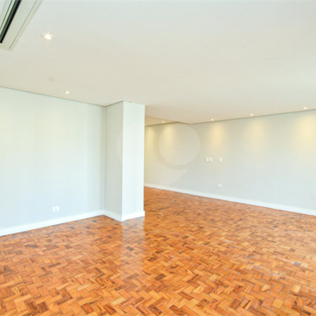 Amplo apartamento na Bela Vista com 177 m²