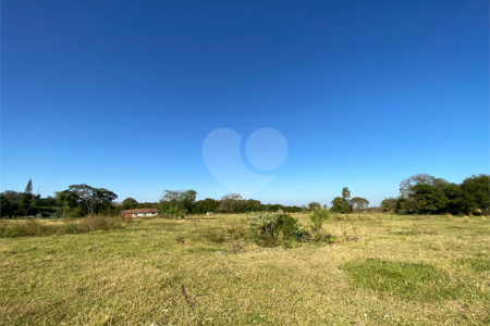 Área de terra para venda no Jardim Embaré,
