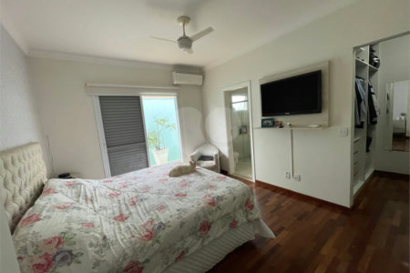 Casa à venda com 3 quartos, sendo 1 suíte,  em Picollo Villaggio, Louveira, SP