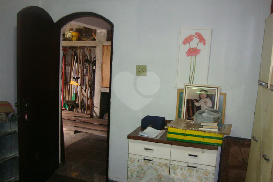 Chácara à venda com 5 quartos, sendo 2 suítes, em Jardim Arujá, Arujá, SP