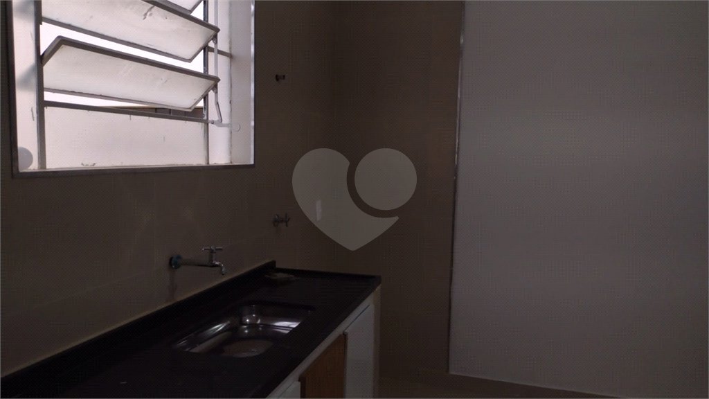 Apartamento no Condomínio Residencial Itaipu