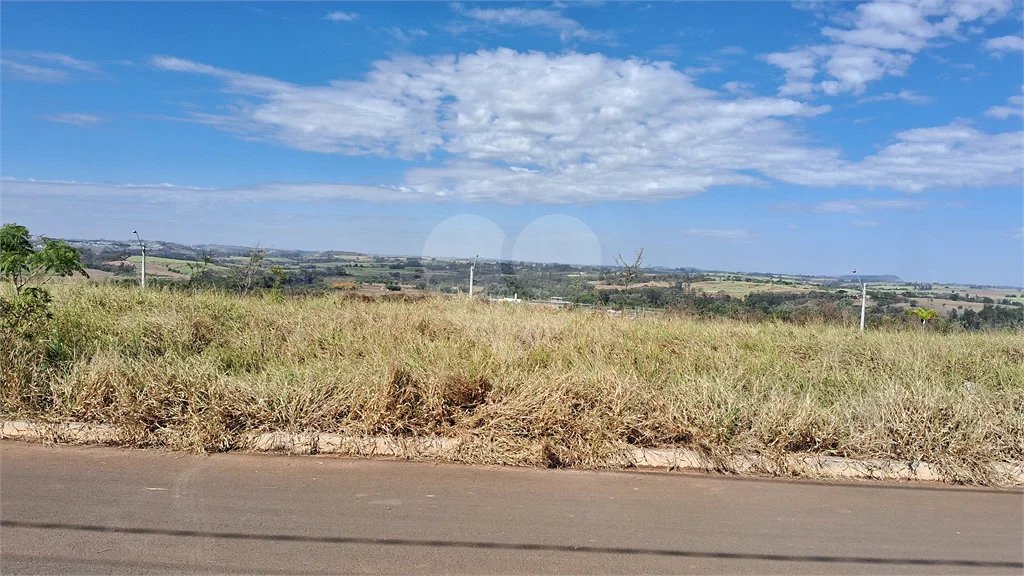 Terreno à venda no Bairro Vale do Sol em Piracicaba - SP.