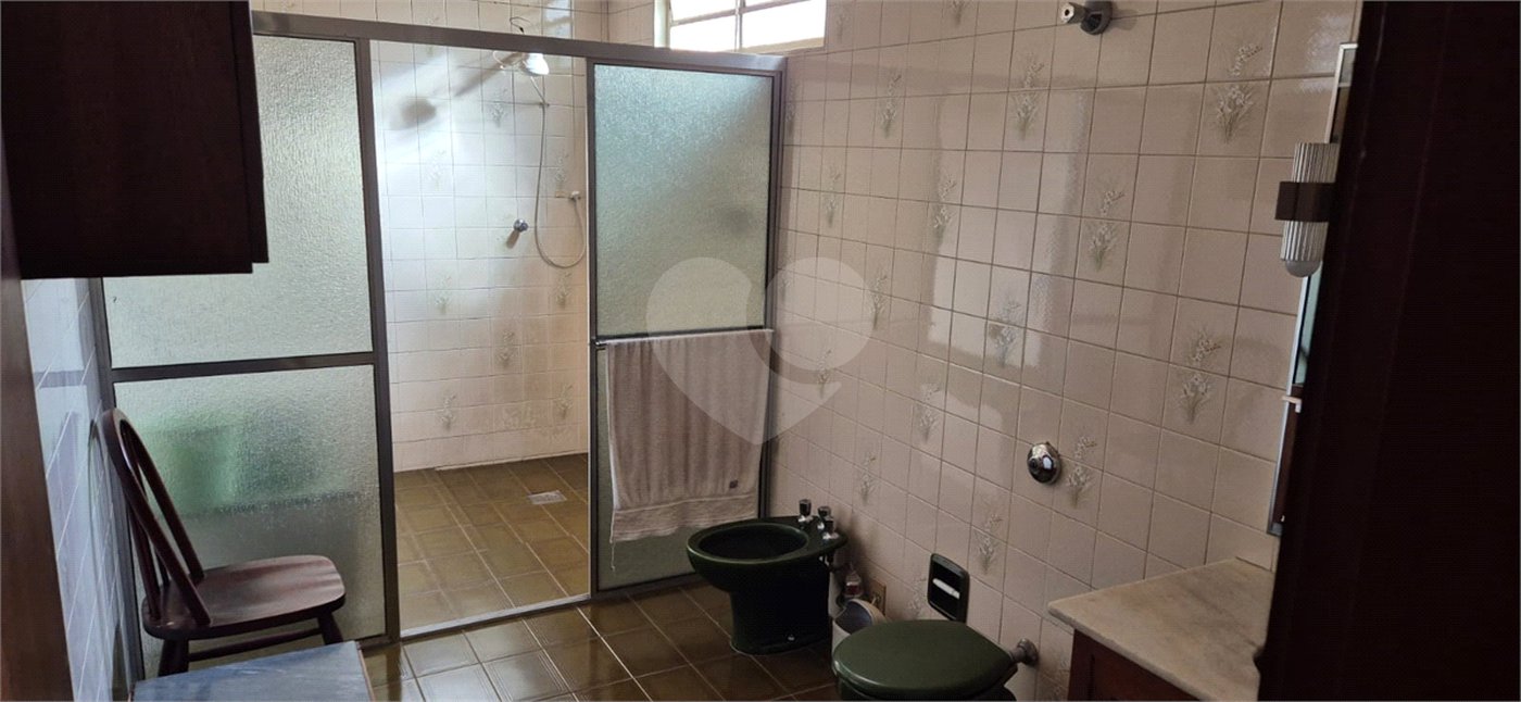 Casa Sobrado com varandas