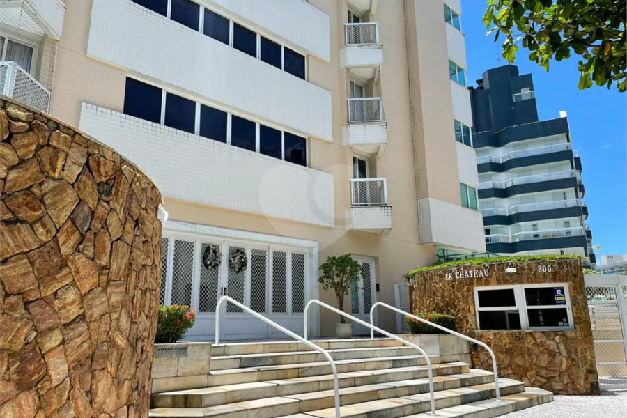 Cobertura à venda com 4 quartos, sendo 2 suítes, em Riviera de São Lourenço, Bertioga, SP