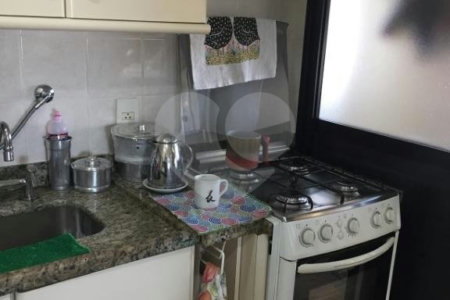 Apartamento com 3 quartos