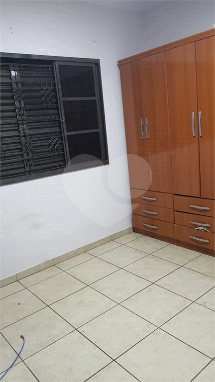 Casa sobrado para venda no Jardim das Torres