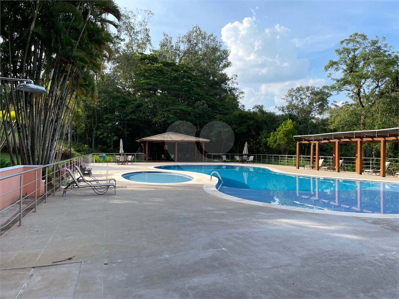 Terreno a venda no Condomínio Residencial Santa Isabel