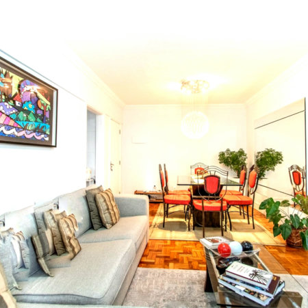 Apartamento à venda na Aclimação de 78m² com 2 dormitórios.
