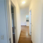 Apartamento com 2 dormitórios , uma suíte e 2 vagas cobertas . Excelente Valor
