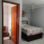 Vende-se casa na Vila Santa Catarina - Excelente oportunidade para investimento e geração de renda