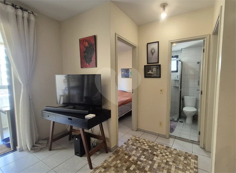 Apartamento 2 quartos, sacada e vaga em Santa Cecília