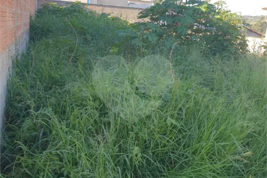 Terreno de 372m² à venda no Jardim Caldense